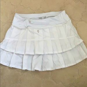 White ivivva tennis skirt